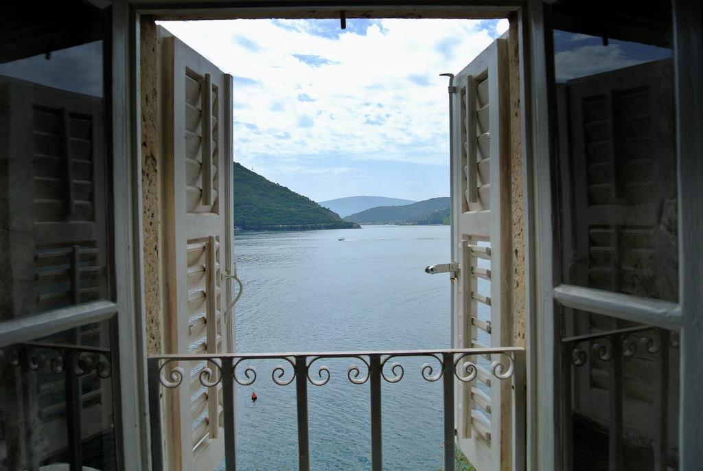 Apartment Waterline Perast Quarto foto